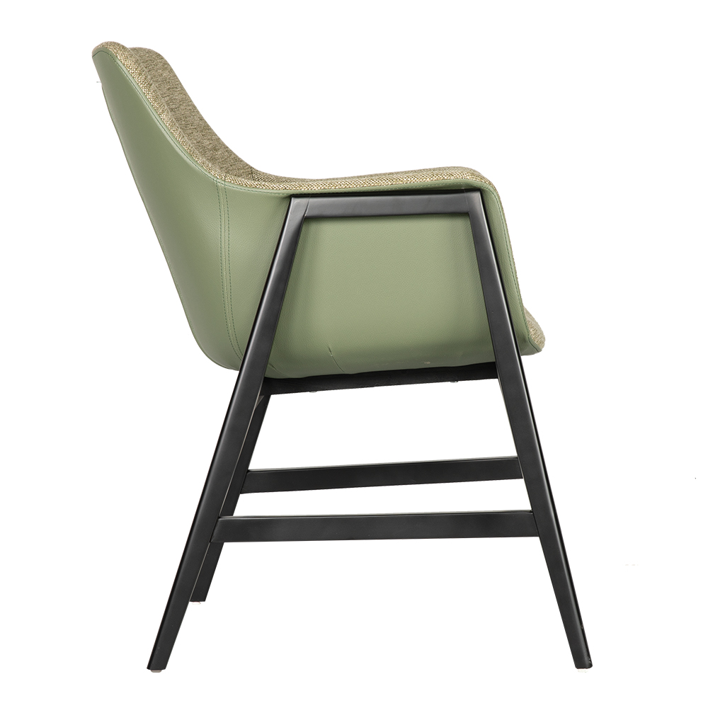 ahşap cafe sandalyeleri